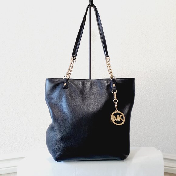 Gorgeous EUC MICHAEL Michael Kors Leather Shoulder Bag ❤️FINAL OFFER❤️ - Picture 2 of 16